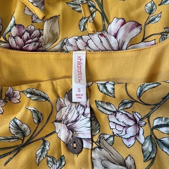 XHILARATION Mustard Yellow Floral Dress SZ Small - Picture 5 of 8